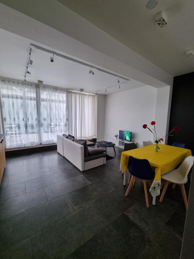 Bb Guesthouse Wezembeek-Oppem Экстерьер фото
